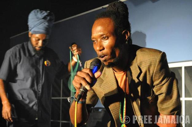 34fa92_a57d9ea4dbcd1f75535d063a09bdfb71.jpg_srz_p_828_550_75_22_0.50_1.20_0