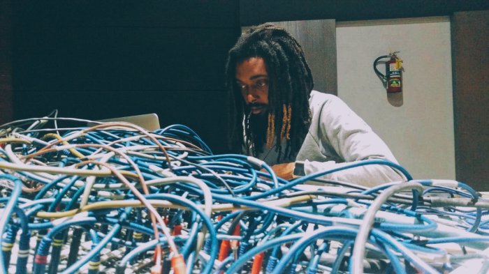 Jamaica, Dancehall, Hip Hop, R&B, Pop Music, Trap Music, EDM, Reggae, Reggae Fusion, Blog, 13thStreetPromotions, 13thStreetPromo, Producers, Producer, Riddim, Gimme A Riddim, 15 Producers You Need To Know, SOS Dynamikz, CHNCE, iOTosh, RiddimBoss, Kone, Wavy Jones, BoomDraw, JLL, SNR Beats, King BNJMN, krs., Kris Karz, Tesellated, Teflon Zincfence, PalacePikney, Music, Beat, Beatmaker,