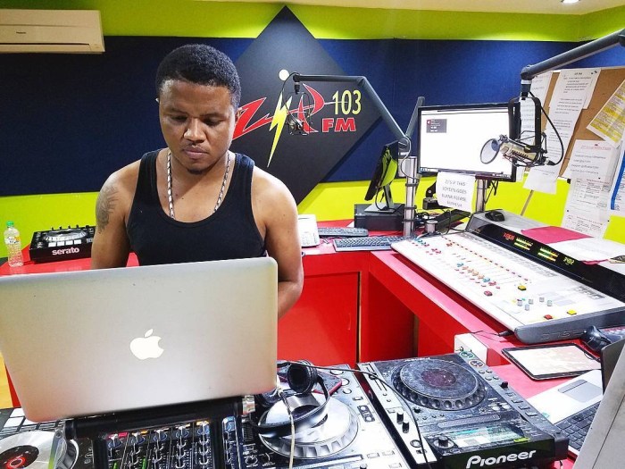 Jamaica, DJ, ZJ, Music, Dancehall, Reggae, Hip Hop, Blog, 13thStreetPromotions, Music, ZJ West, Zipjock West, Zip 103 FM, DreamChaser, Interview, Caribbean, Portmore, Yung Gunnerz,