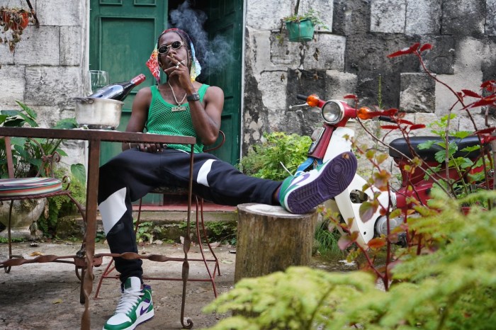 Recording Artist Edge on 13thStreetPromotions.com #Jamaica #Music #13thStreetPromotions #Edge #Edgeaholic #1994 #Caribbean