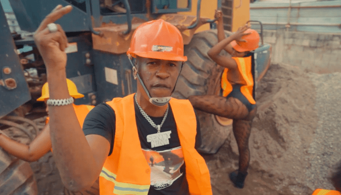 Laden "Construction" on 13thStreetPromotions.com #Jamaica #Dancehall #Music #13thStreetPromotions #Laden #SentyKing #Construction #MusicVideo #ItsLaden #SlydaDiWizardMusic #TopShootah #Video #Caribbean