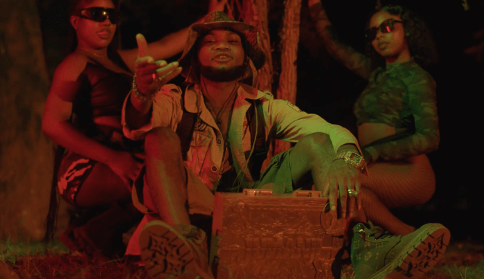 Eddy G Bomba "Jumani" on 13thStreetPromotions.com #Jamaica #Dancehall #Music #13thStreetPromotions #EddyGBomba #Jumanji #JumanjiBook #RBVisuals #KahtionBeatz #MayPenRiddim #KrayzeRecords #RicoRecords #MusicVideo #Video #Youtube #Caribbean