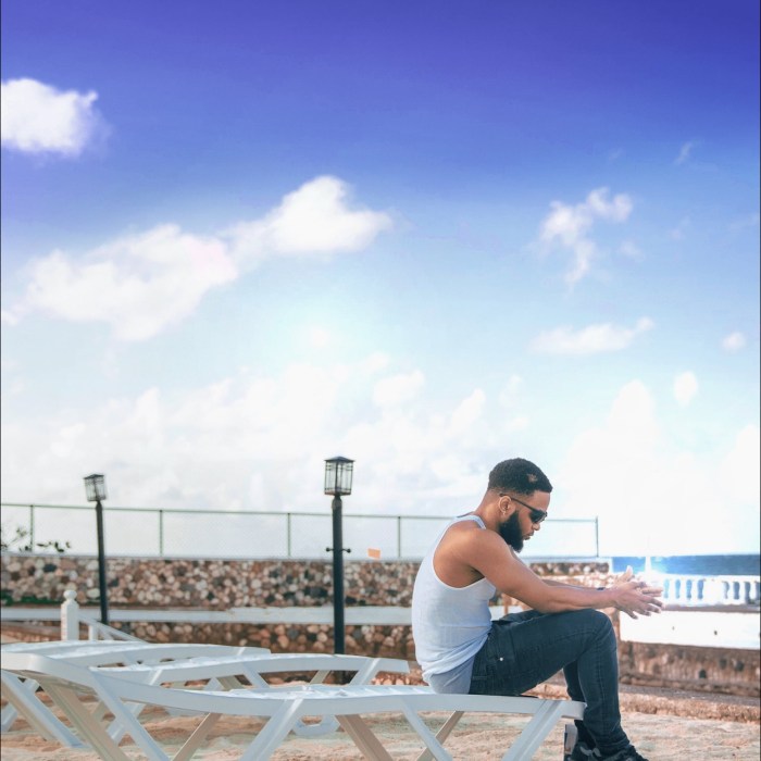 Kyraxx "Summer Woes" on 13thStreetPromotions.com #Jamaica #Dancehall #PopMusic #RandBMusic #Music #13thStreetPromotions #Kyraxx #SummerWoes #SheLovesKyraxx #SoundTing #Iotosh #RoyalBlu #ZacJones #Caribbean