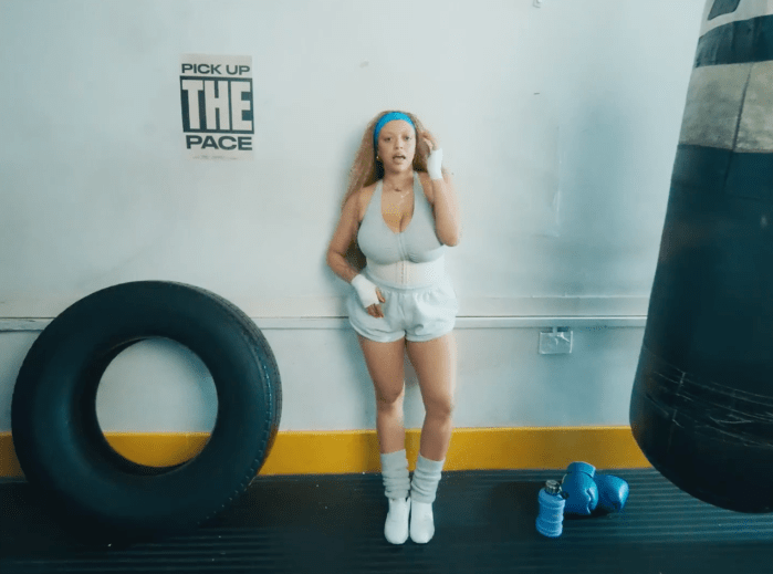 Mahalia x Bayka "Pick Up The Pace" on 13thStreetPromotions.com #Jamaica #UK #London #PopMusic #Dancehall #13thStreetPromotions #Mahalia #Bayka #PickUpThePace #ZimiRecords #ZimiFranc #BenxCole #Boxing #Gym #Caribbean