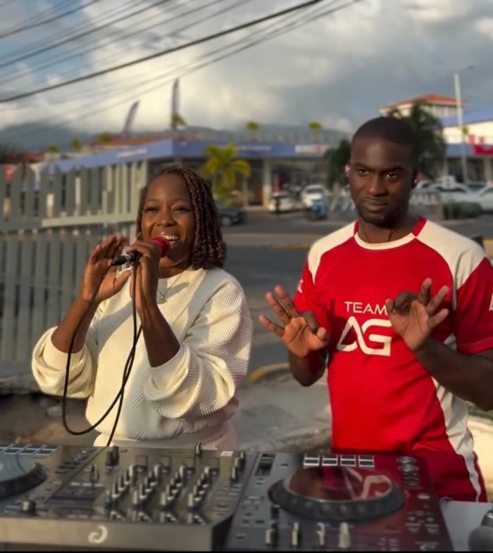 McKada x DJ AG Online "Psst" performance on 13thStreetPromotions.com #Jamaica #UK #Reggae #Music #13thStreetPromotions #McKada #DJAGOnline #Psst #Livestream #Performance #Kingston #Caribbean #DJ