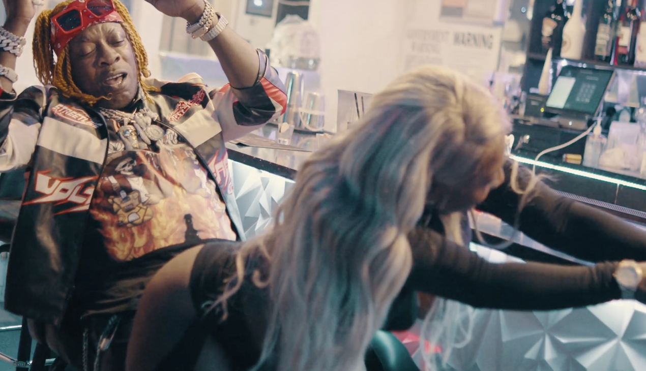 Elephant Man x DJ Mac "Gimmi Rum" on 13thStreetPromotions.com #Jamaica #Dancehall #Music #13thStreetPromotions #DJMac #ElephantMan #GimmiRum #Rum #MusicVideo #RojhayAnderson #Video #Youtube #Caribbean #QueenzFlip #JayZ #BigChips