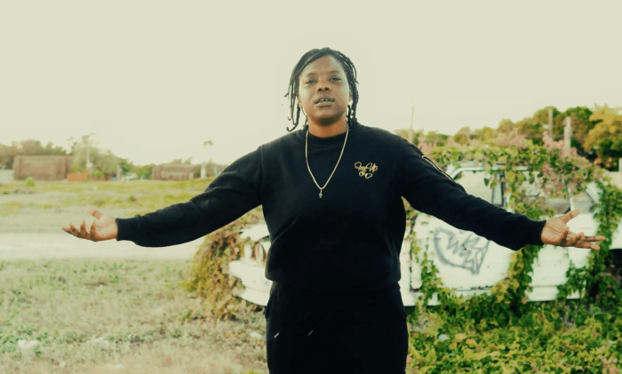 Kaizs "Feel Like" on 13thStreetPromotions.com #Jamaica #Dancehall #Music #13thStreetPromotions #Kaizs #FeelLike #PhillipMcFarlane #IrieYuteTapes #MusicVideo #Video #Youtube #Caribbean