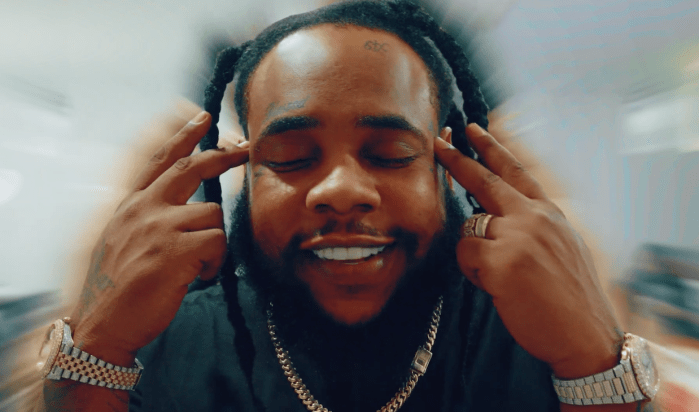 Squash "Know Bout Dat" on 13thStreetPromotions.com #jamaica #dancehall #music #13thStreetPromotions #Squash #KnowBoutDat #6ixRealRecords #SalkeyRecords #DanSkyRecords #DisasterMusic #MusicVideo #Video #Youtube #UniqueVisuals #Caribbean