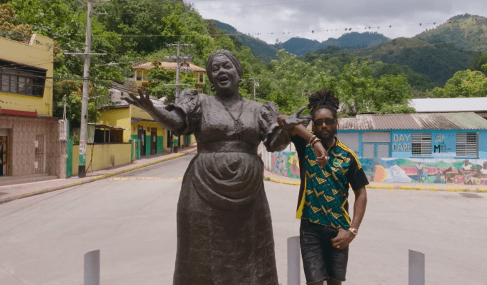 Kabaka Pyramid "Jamaica" on 13thStreetPromotions.com #Jamaica #Dancehall #Music #13thStreetPromotions #KabakaPyramid #Visualizer #PonDiIslandRiddim #Riddim #Video #Filmaica #Caribbean #BebbleRock