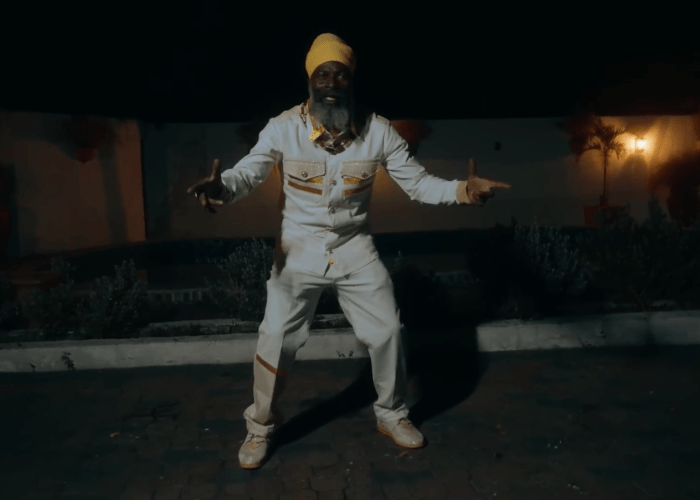 Capleton "Flying" on 13thStreetPromotions.com #Jamaica #Dancehall #Music #13thStreetPromotions #Capleton #Flying #DekiRecords #IKeed #DekiCreation #Musicvideo #Video #Youtube #Caribbean #CapletonMusic