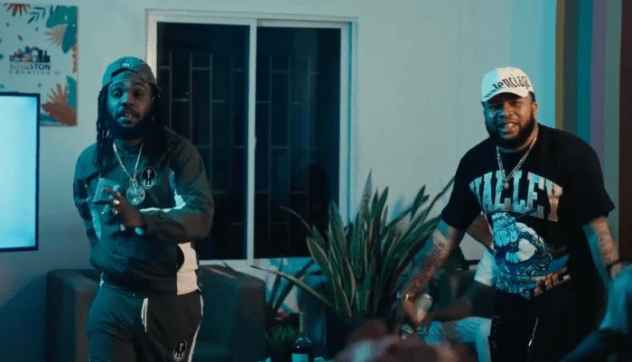 Teebone x Top Banks "Daily Trends" on 13thStreetPromotions.com #Jamaica #Mandeville #Dancehall #13thStreetPromotions #Teebone #TopBanks #DailyTrends #PimpdonRecords #Pimpdon #Caribbean #MusicVideo #Pimpdon_Records #TopBanksFuggy #SteeChest #Video #Youtube #Riddim