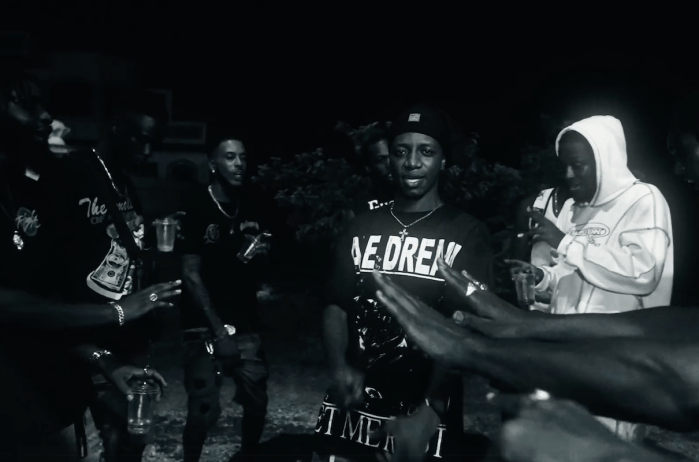Cali Fr "Bread" on 13thStreetPromotions.com #Jamaica #Dancehall #Music #13thStreetPromotions #CaliFr #Bread #UFOEntertainment #DuckieGotFilms #MusicVideo #Video #Riddim #Youtube #Caribbean #DPENMelodies #BornstarMusic #VayroRecords